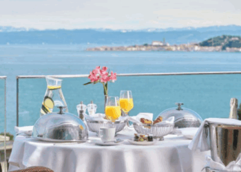 Tatimet vendosën “kufi” për pagat, por bregdeti sërish pa punonjës