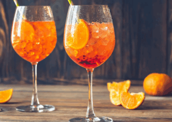 “Spritz” mbush 210 vjeç, historia e pijes më të njohur në botë që u “shpik” nga ushtarët