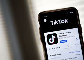 Një në tre evropianë përdorin Tik Tok