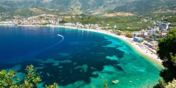 Washington Post: Shqipëria, magnet turistik me plazhe dhe kamping