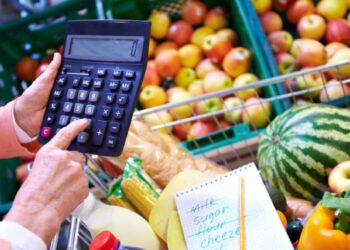 Nuk ndalet shtrenjtimi i ushqimeve dhe qirave në Shqipëri, vijoi rritja edhe në gusht