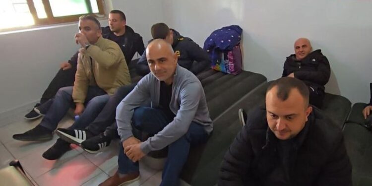 Naftëtarët e Bankers Petroleum futen në grevë urie: Paga dhe kushte pune më të mira!