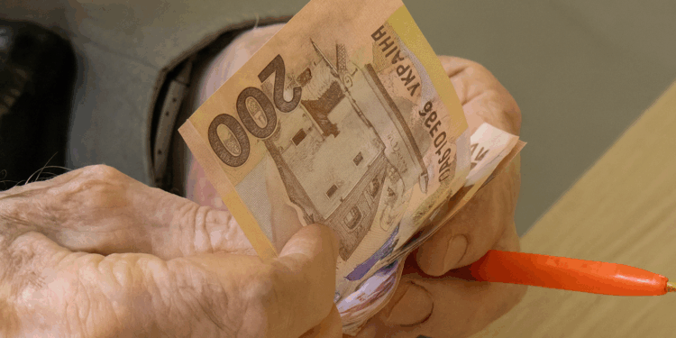 “Turp, 8 lekë të vjetra më ra”, të moshuarit shprehen të revoltuar me indeksimin e pensioneve