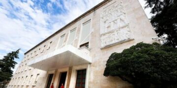 Rama bën ndryshime në qeveri, ministritë që preken