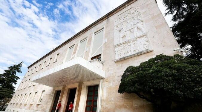 Rama bën ndryshime në qeveri, ministritë që preken