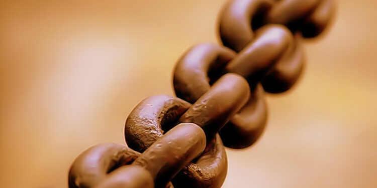 Karrige elektrike, pranga e zinxhirë, publikohet lista për mallrat ndaluar në vend