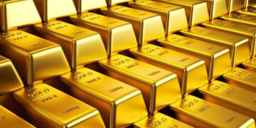 Thyhet rekordi historik, pse po rritet kaq shpejt çmimi i arit?