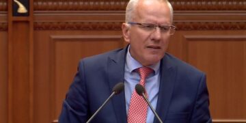 Ish-deputeti i PD Ferdinand Xhaferaj emërohet këshilltar i Presidenti Begaj