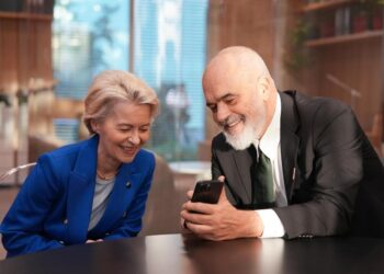 Lajm i mirë për shqiptarët, pas Ballkanit hiqen tarifat e Roamingut edhe në BE