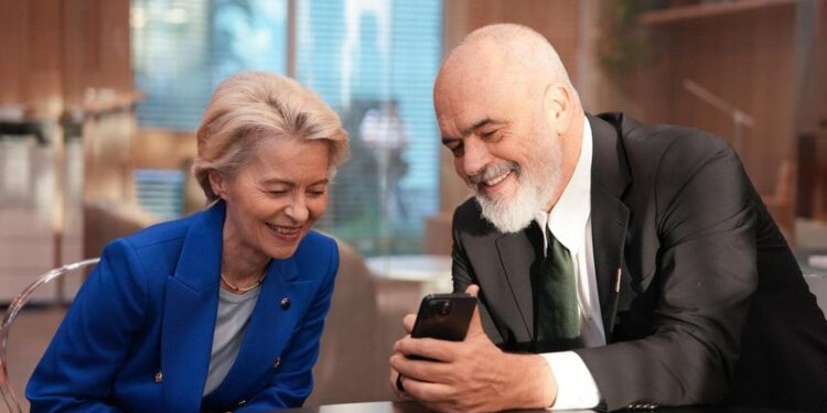 Lajm i mirë për shqiptarët, pas Ballkanit hiqen tarifat e Roamingut edhe në BE