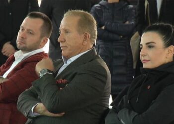 Behgjet Pacolli u kallëzua në prokurori nga Valon Ademi