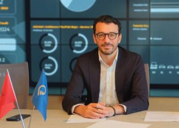 SPAK bastis zyrën dhe banesën e kreut të OSHEE Enea Karakaçi, kontrolle dhe sekuestrim celulari