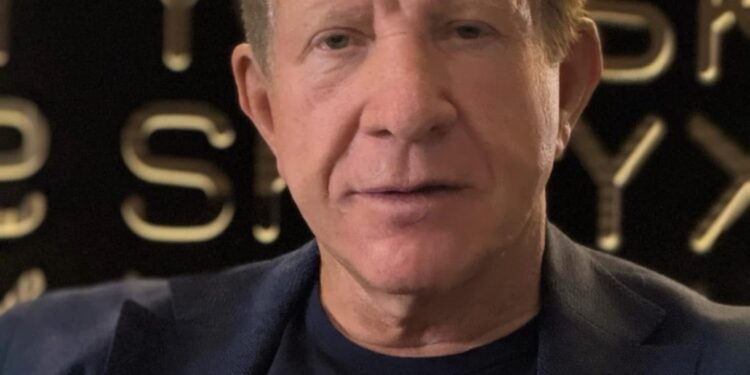 Trondit Behgjet Pacolli, thotë se po i bëjnë KOMPLOT në Shqipëri dhe premton PËRBALLJE për Aeroportin e Vlorës