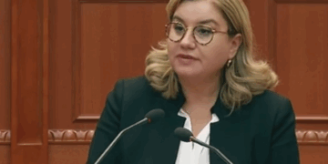 Ish-deputetja e PD-së Zheni Gjergji emërohet Drejtoreshë e Spitalit të Elbasanit