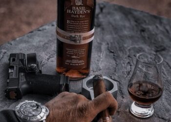 Super të pasurit po heqin dorë sendet luksoze: Bie çmimi i verërave, shampanjës, orëve dhe cigareve të shtrenjta