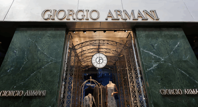 Pas vdekjes se Giorgio Armanit, kompania italiane e modës zgjedh CEO-n e ri