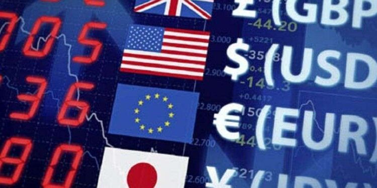 Java nis pozitive për Dollarin dhe Frangën, dobësohet Paundi britanik