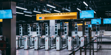 Nga sot, hyrja në BE do të bëhet ndryshe: Çfarë parashikon sistemi i ri i “hyrje-daljeve”