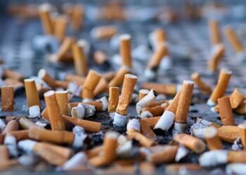 Paradoksi i industrisë së duhanit: Kompanitë rrisin fitimet edhe pse miliona duhanpirës po heqin dorë