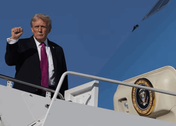 Shërbimi Sekret amerikan zbulon një vend të dyshimtë qitje pranë aeroportit, me fushëpamje drejt avionit të Trump