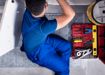 ChatGPT po përdoret edhe nga hidraulikët, si i ndihmon