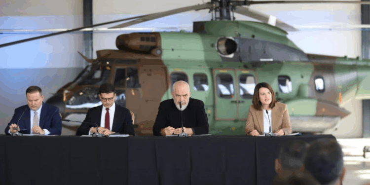 Rama: Aty ku vihet zjarr, nuk do të ndërtohet për 30 vite, do t’i mbjellim me dronë