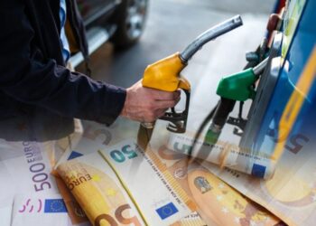 Qeveria bën gati taksën e re mbi karburantet që do të paguhet nga çdo shqiptar