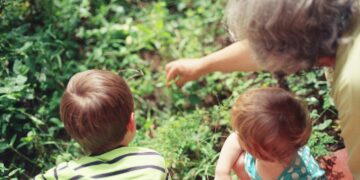 Polonia, zero taksë për prindërit me dy fëmijë