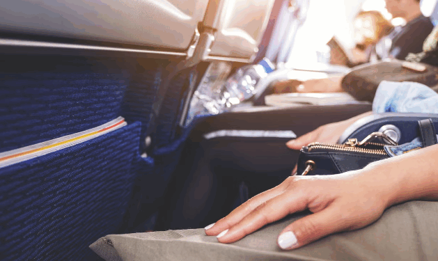 Biletë për vendin bosh, linjat ajrore ofrojnë mundësinë për të mos pasur dikë ulur pranë teje në avion