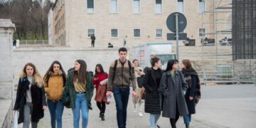 Mbështetja për ekselentët, hapen aplikimet në e-Albania