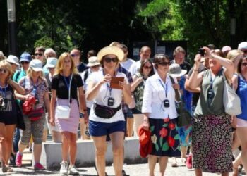 Mbi 10 milionë turistë vizituan Shqipërinë nga janari në shtator