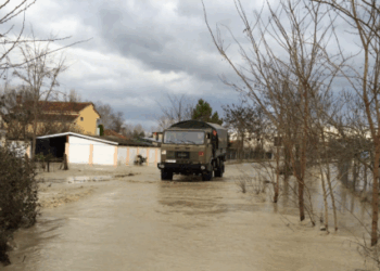 Rrezik nga përmbytjet, emergjencat civile mblidhen me urgjencë në Shkodër