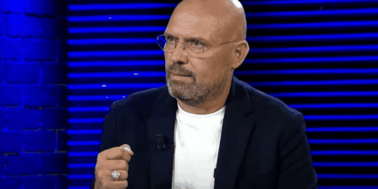 VIDEO/ Revoltohet Ylli Manjani, çohet në këmbë: SPA, grusht shteti me Ballukun