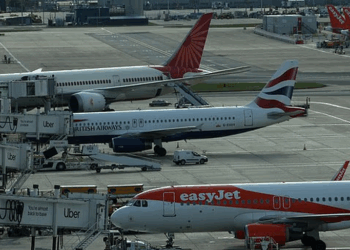 Kaos me fluturimet në botë prej problemeve të Airbus, si u menaxhua situata në Rinas