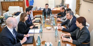 Shefja e misionit të FMN në takimin me BSH: Kursi i lirë i këmbimit, zgjidhja e duhur për Shqipërinë