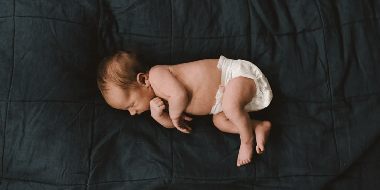 Çfarë ndodh në zorrët e një foshnje ditët e para pas lindjes, dhe si ndikon kjo gjatë gjithë jetës