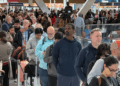 Kaos në aeroportet amerikane pas anulimit të fluturimeve, efektet ndihen edhe në Europë