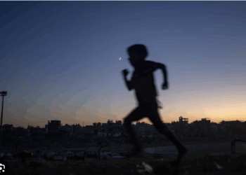 Yuval Noah Harari: Vetëm bujaria mund të sjellë paqe mes Izraelit dhe Palestinës