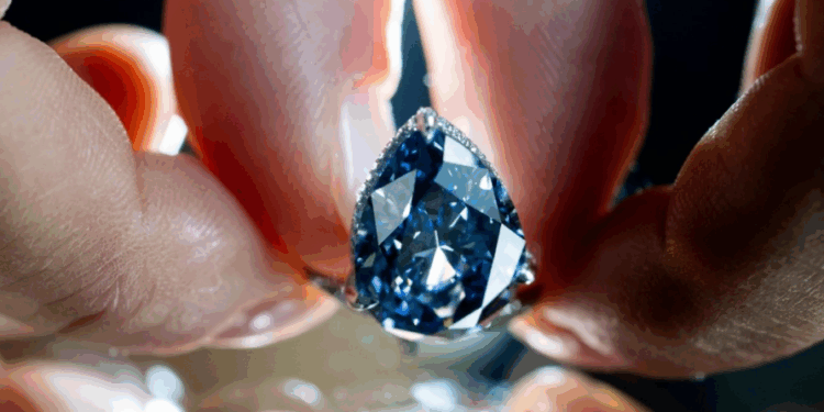 Mellon Blue, diamanti i rrallë blu shitet për 25 milionë dollarë