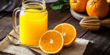 Shkencëtarët zbulojnë përfitimet për trupin nga një gote lëngu portokalli në ditë