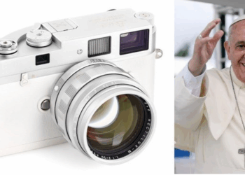 Aparati fotografik i Papa Françeskut shitet në ankand për 6,5 milionë euro