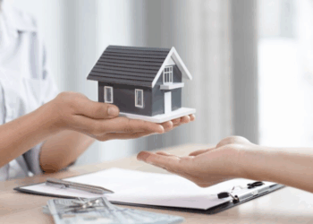 Qytetarët shqiptarë, ndër më pesimistët në Europë për blerje banese më 2025