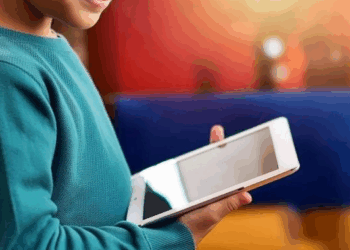 PE propozon kufizim të qasjes në rrjetet sociale për fëmijët nën 16 vjeç