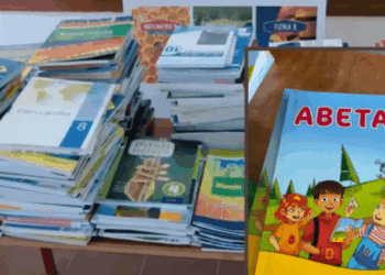 Ndryshojnë kurrikulat shkollore, nga shtatori i 2026 nxënësit me tekste të përditësuara