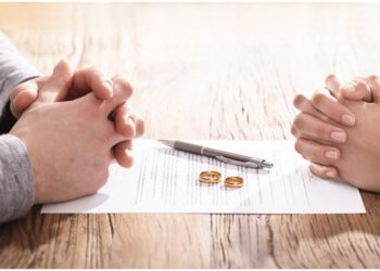 Tranzicioni i familjeve shqiptare, bien martesat rriten divorcet