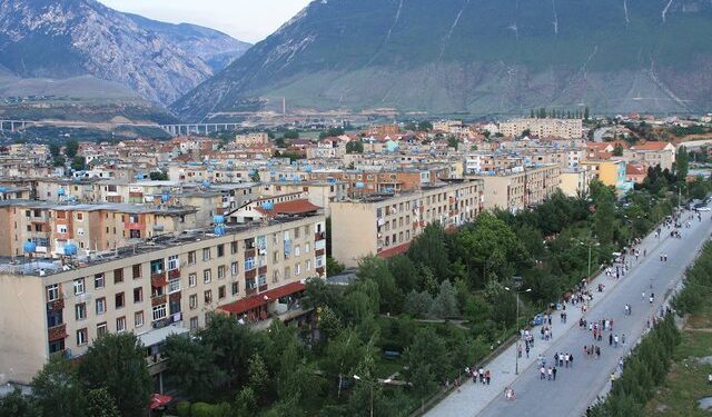 Na duhen edhe 100 vjet për të arritur standardet e BE-së