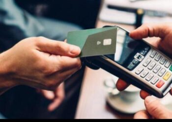 Qeveria vendos tavan për pagesat me CASH, bizneset detyrohen të kalojnë online: Limitet e reja