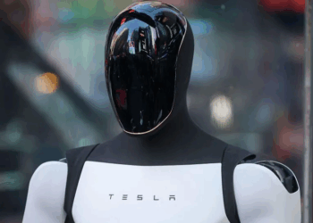 Pse robotët me pamje njerëzore zënë një vend të rëndësishëm në planet e Musk për Teslën