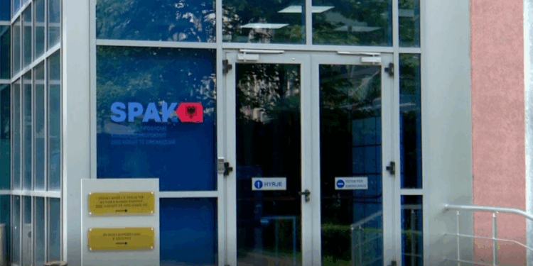 SPAK reagon zyrtarisht mbi pezullimin e Ballukut, dy akuzat