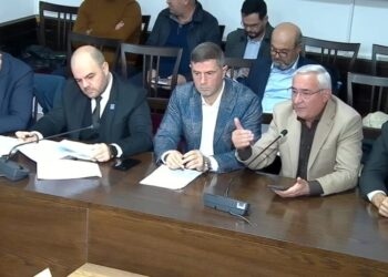 Ulja e kufirit të parasë cash, Shoqata e Bankave propozon tavan deri në 60 mijë lekë për individët